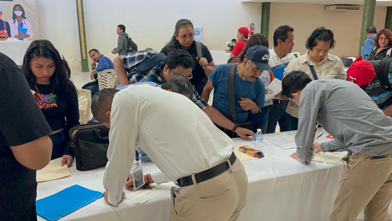 Al mes 1 mil 500 veracruzanos por mes encuentran trabajo en el extranjero: STPS