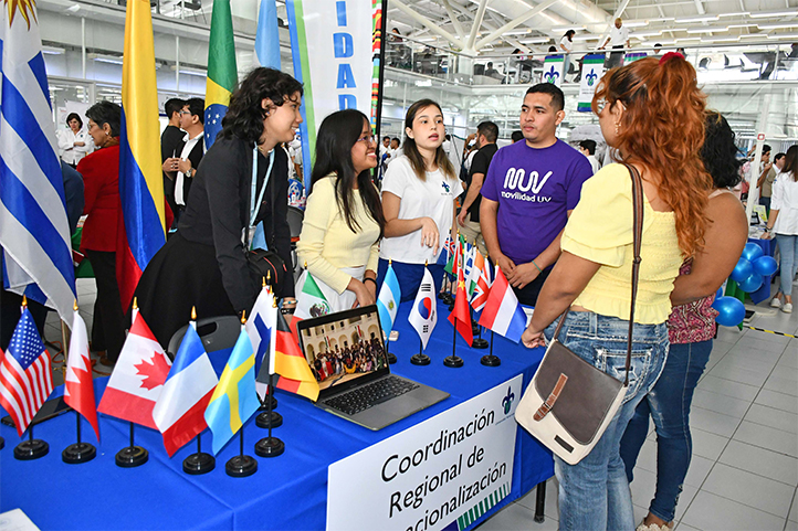Expo Orienta UV: una mirada detallada a la oferta educativa