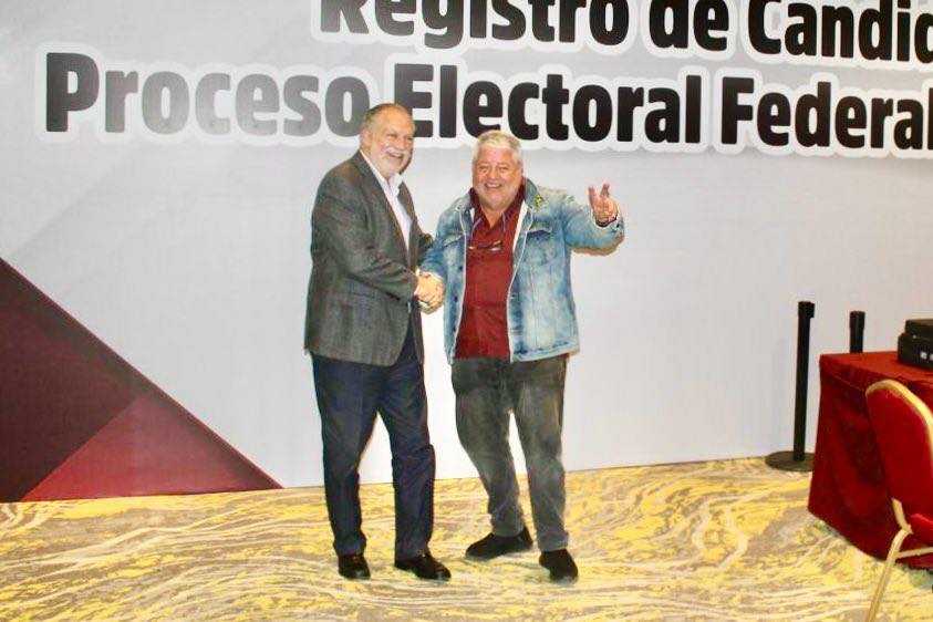Manuel Huerta y Claudia Tello se registran como candidatos al Senado por Morena