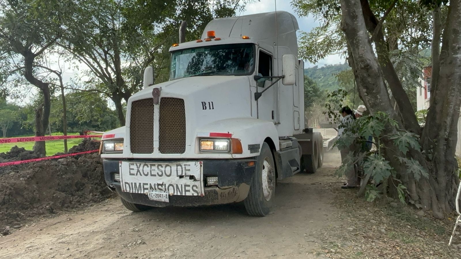 En Tihuatlán exigen rehabilitación de calles y reparación de fugas de agua