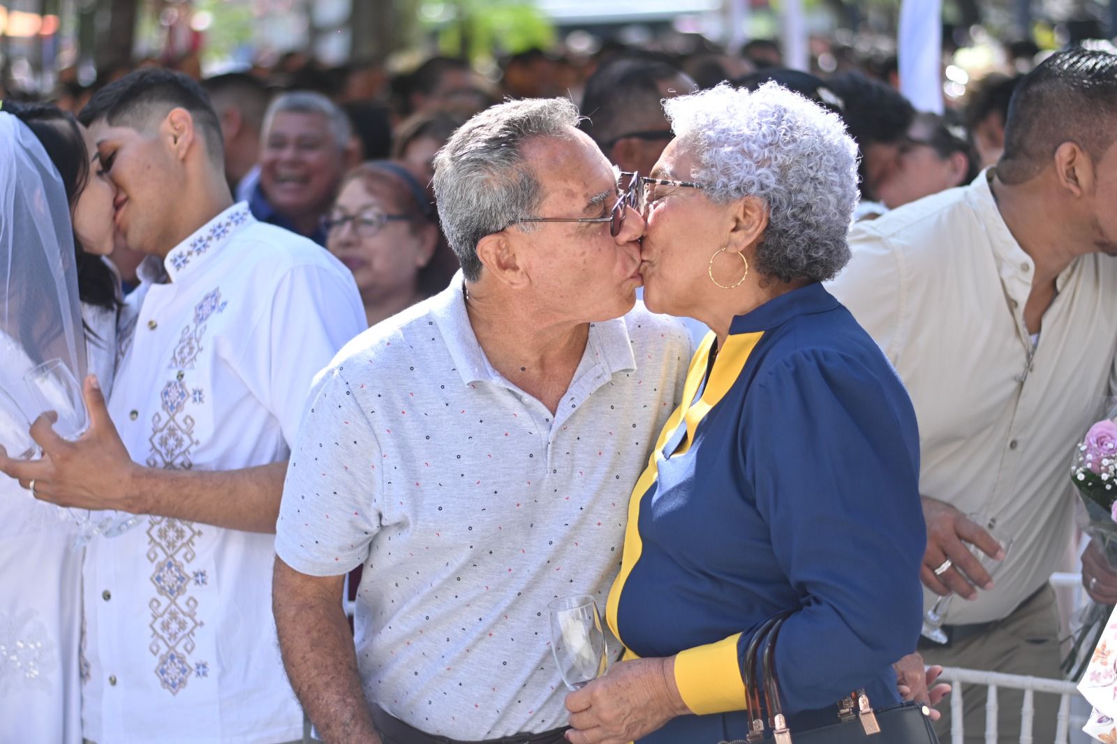Cambian de sede las bodas colectivas del Acuario de Veracruz