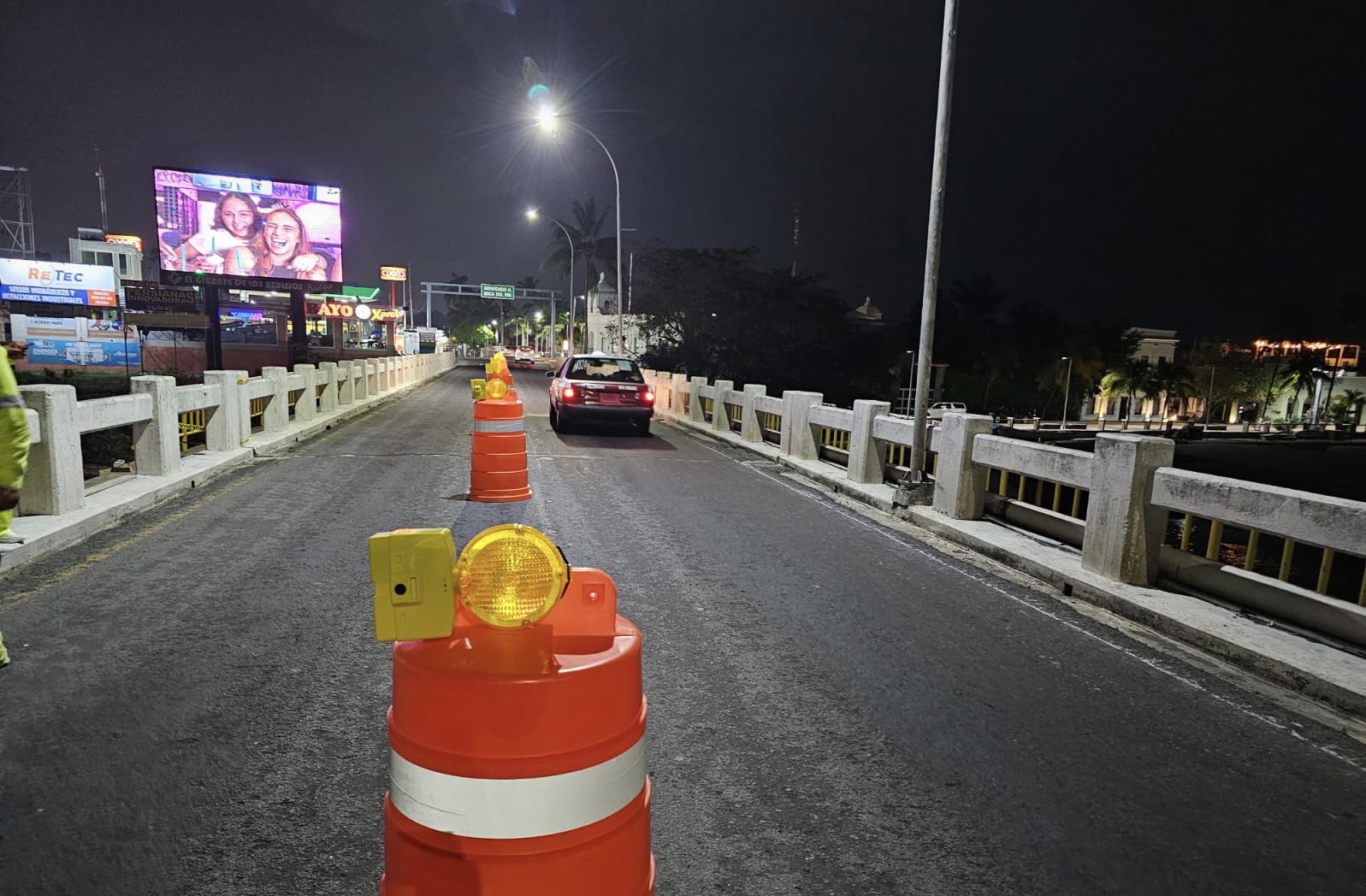 Serán nocturnos los trabajos sobre el puente de Boca del Río para no afectar vialidad: SICT