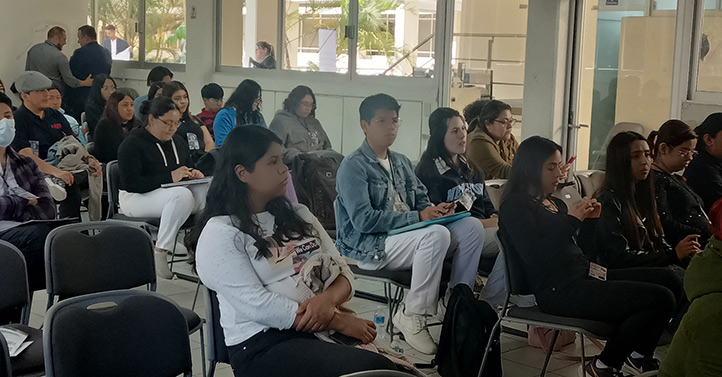 Estudiantes conocieron problemáticas de la población migrante
