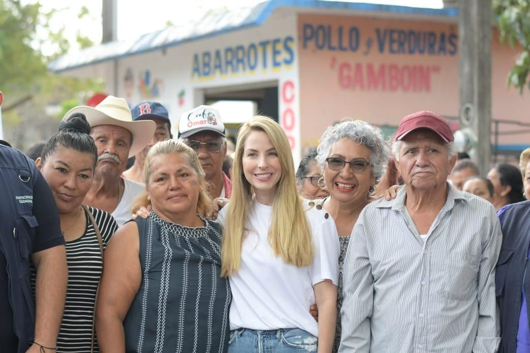 Inicia Paty Lobeira de Yunes pavimentación en concreto hidráulico de la Avenida 7 de la colonia Valente Díaz