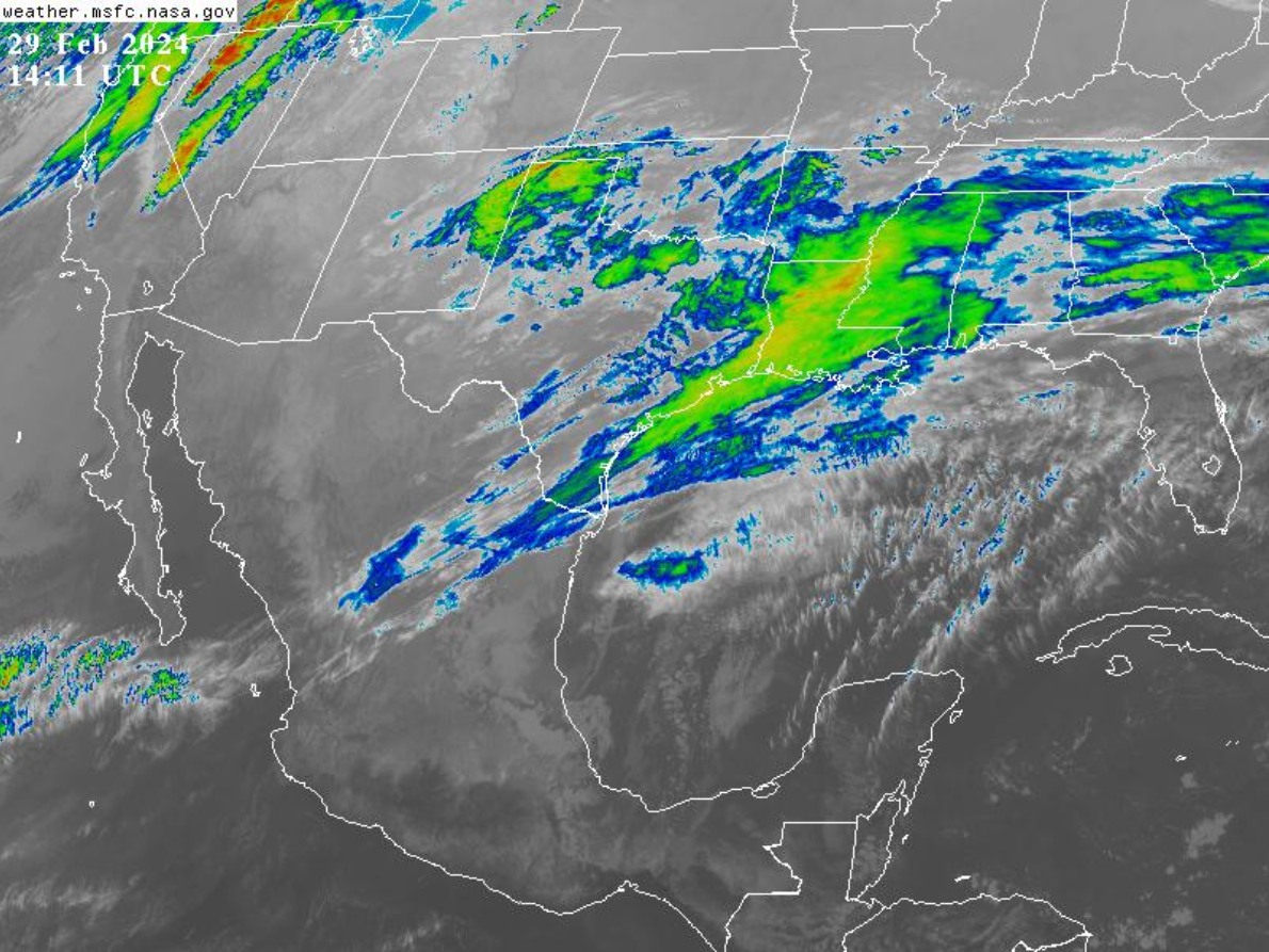 Jueves con ambiente frío, nieblas, llovizna y ligero descenso de temperatura en Veracruz
