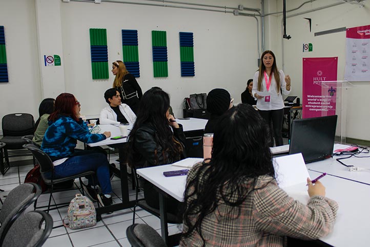 UV promueve la innovación y el emprendimiento en sus estudiantes