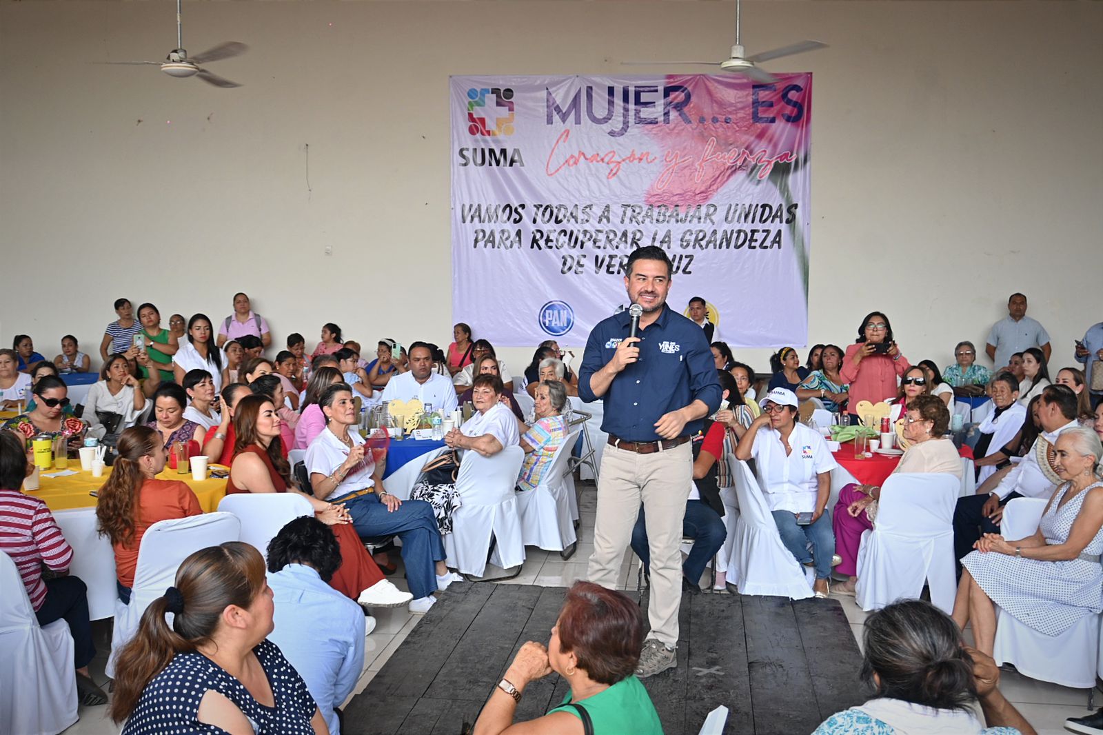 Que las mujeres se sientan protegidas, uno de mis principales compromisos: Miguel Ángel Yunes Márquez