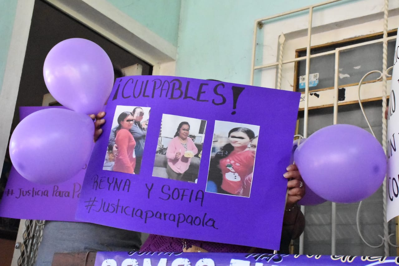 Habitantes de Santa Ana Atzacan exigen justicia para Paola, víctima de intento de feminicidio