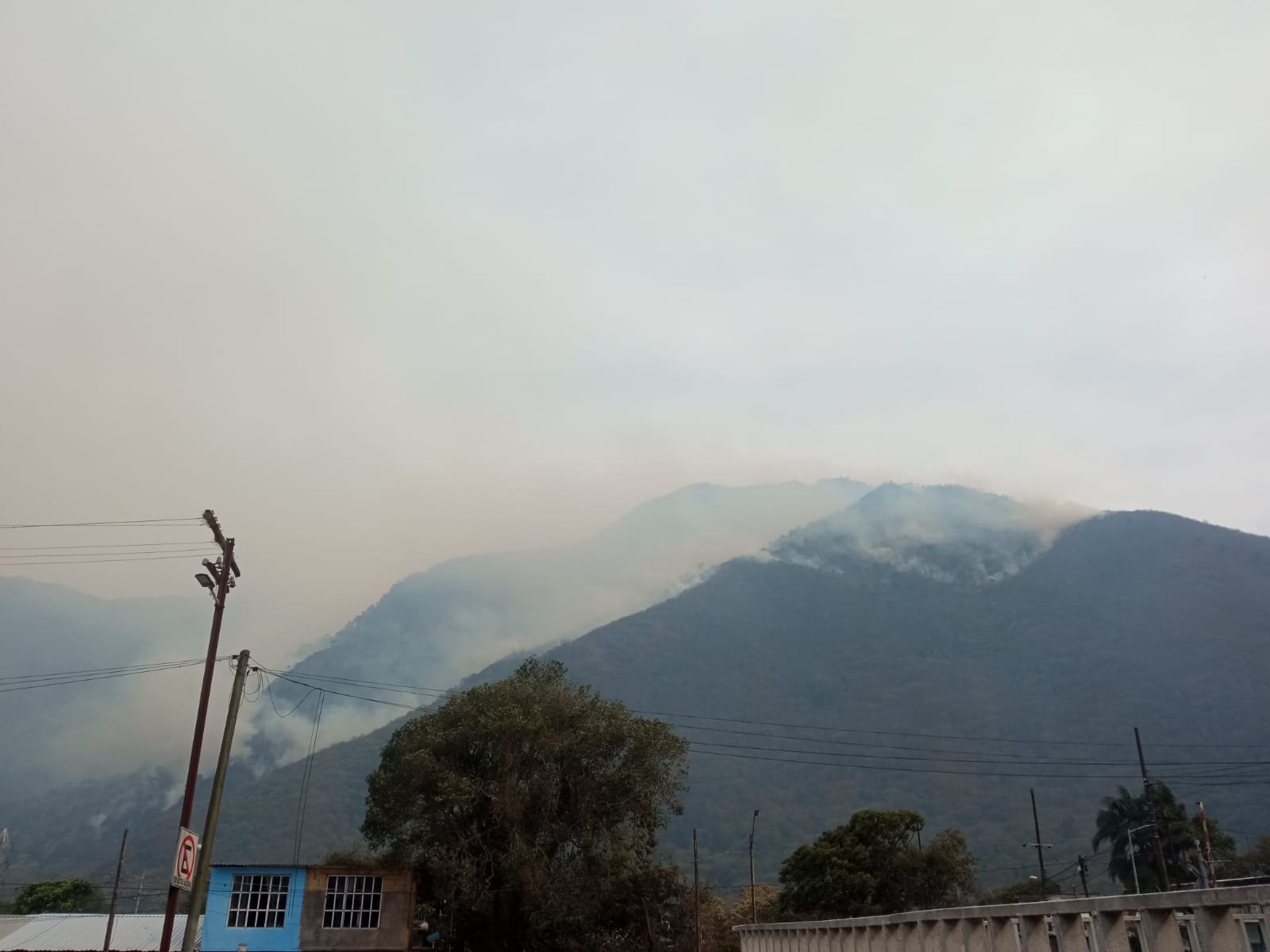 Un riesgo exponerse a la contaminación generada por incendios forestales