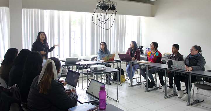Alumnas UV publicarán artículos en enciclopedia virtual Wikipedia