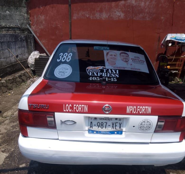 Roban taxi estacionado en la colonia centro de Fortín