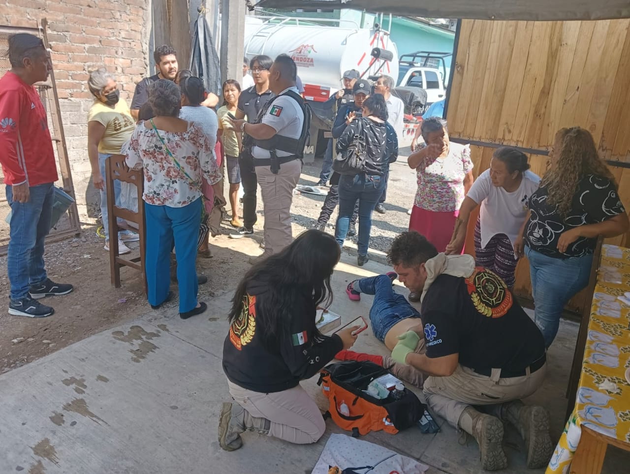 Dos lesionados deja incendio de vivienda en Ciudad Mendoza