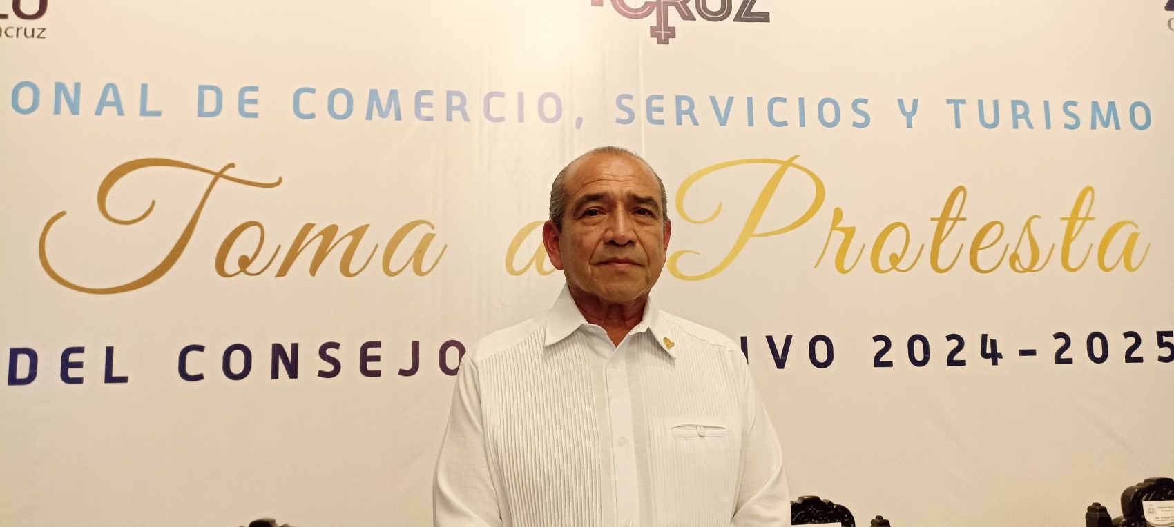 Tomás Méndez rinde protesta como presidente de la Canaco Veracruz