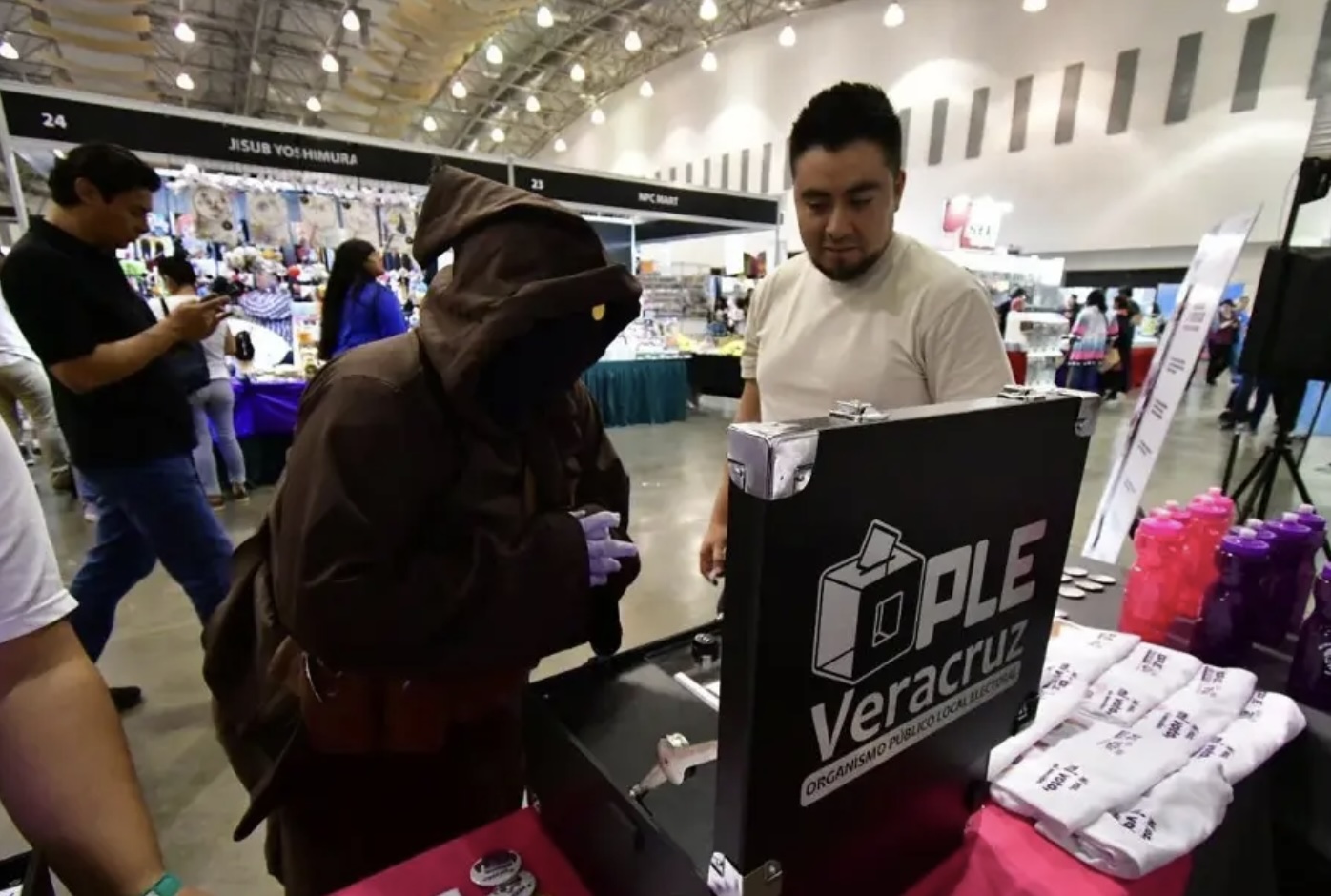 Invitan a urna electrónica en Expo MAC en WTC de Boca del Río