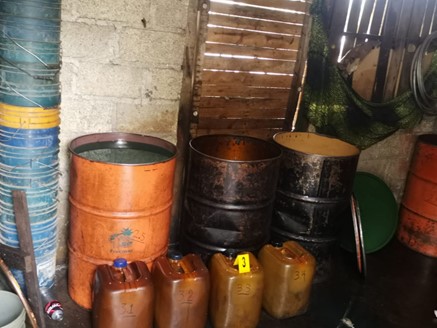 FGR asegura tres mil litros de hidrocarburo en cateo realizado en Tecolutla