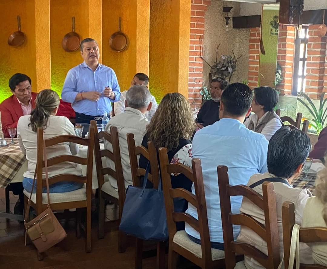 Hay adultos mayores fallecidos que cobran pensión del Bienestar, denuncia Marlon