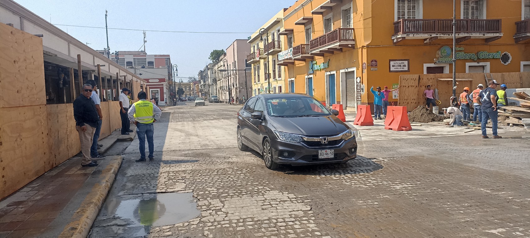 Reabren la circulación en la avenida Landero y Coss de Veracruz puerto; cierran Zaragoza a partir de este martes