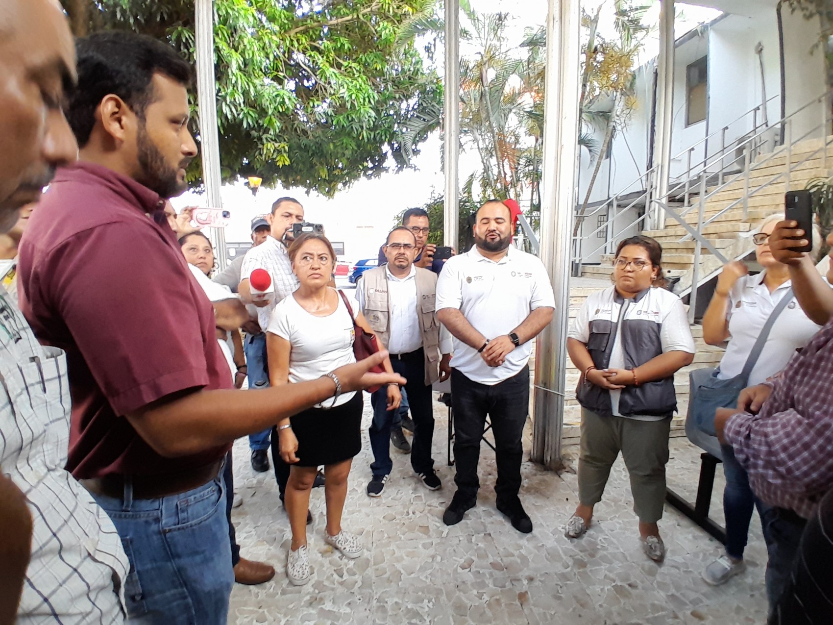 Funerarias se inconforman al no poder entregar cuerpos por el paro de la Jurisdicción Sanitaria en Veracruz