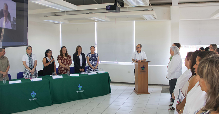 Construcción de paz y diálogo, características de la UV: investigador español