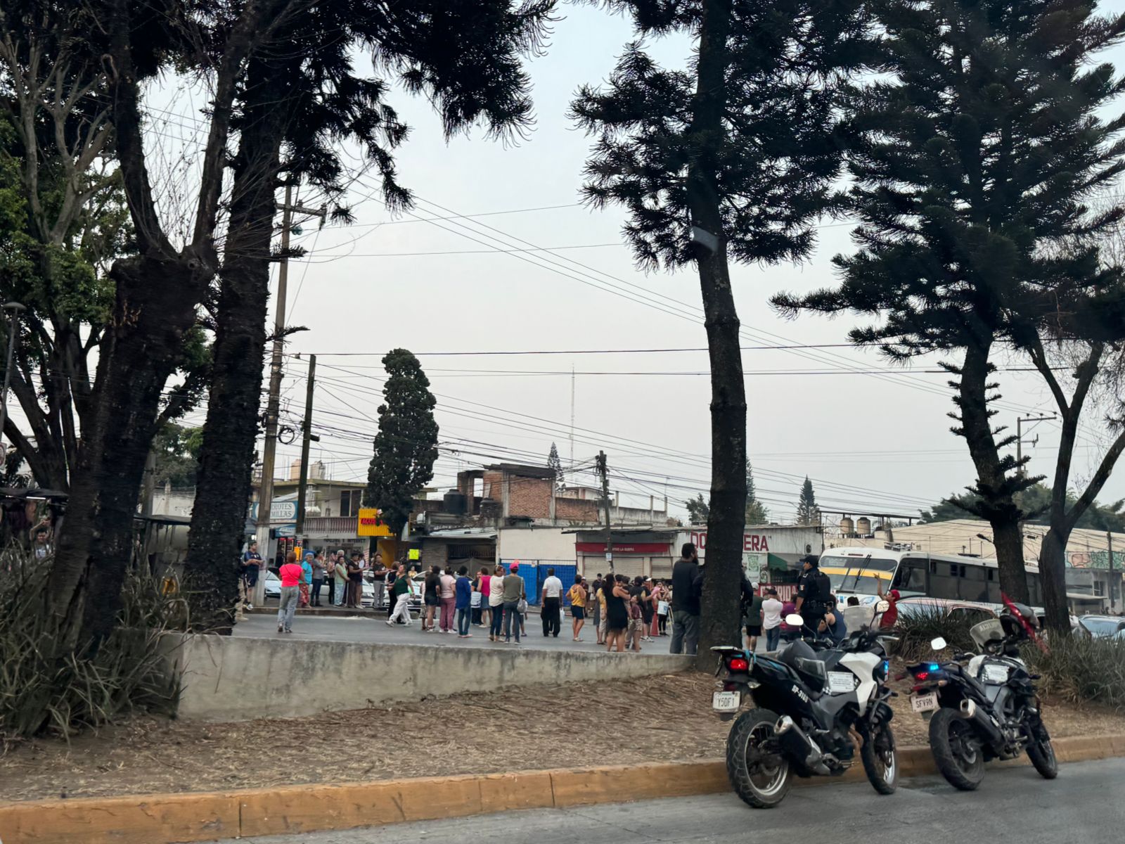 Queremos agua, claman xalapeños a Ricardo Ahued, cierran vialidades