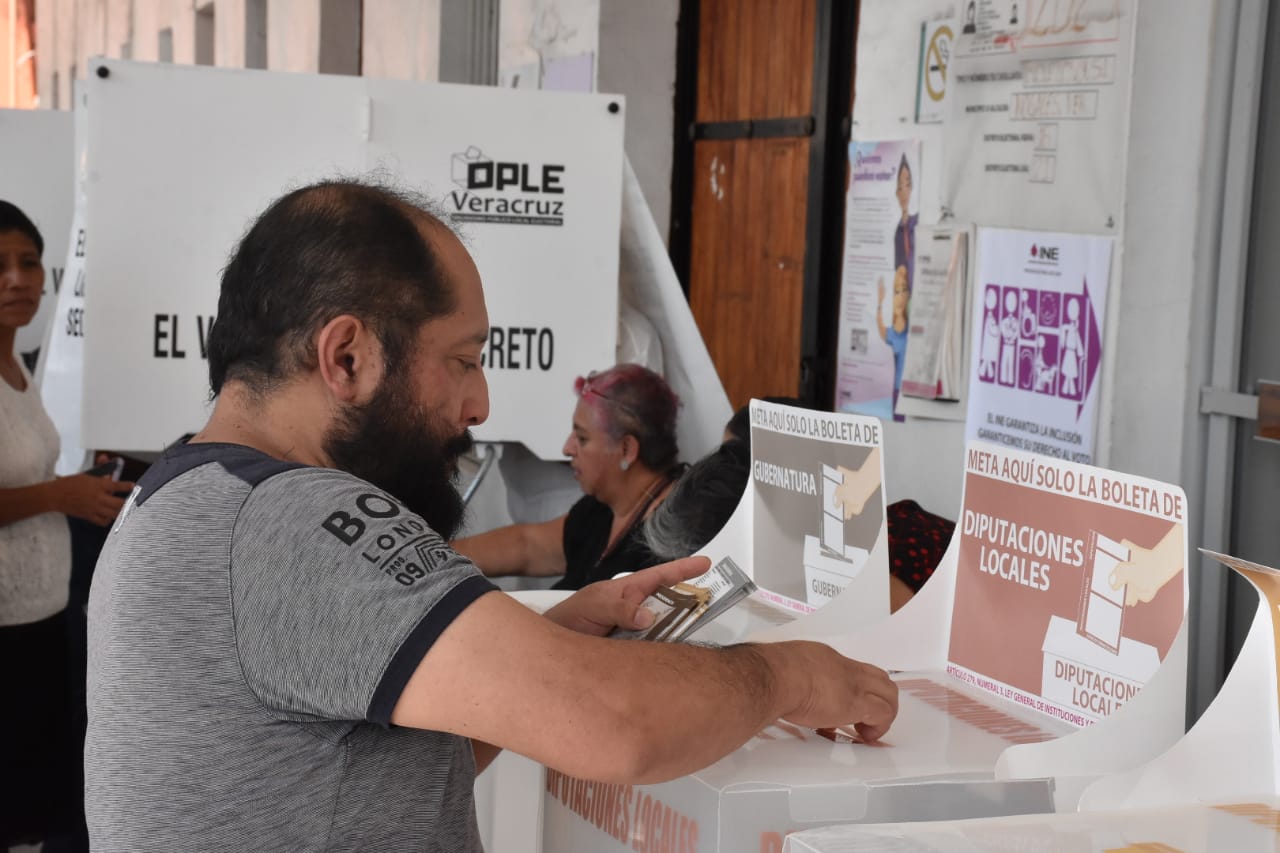 Retraso hasta de una hora en instalación y apertura de casillas en Orizaba