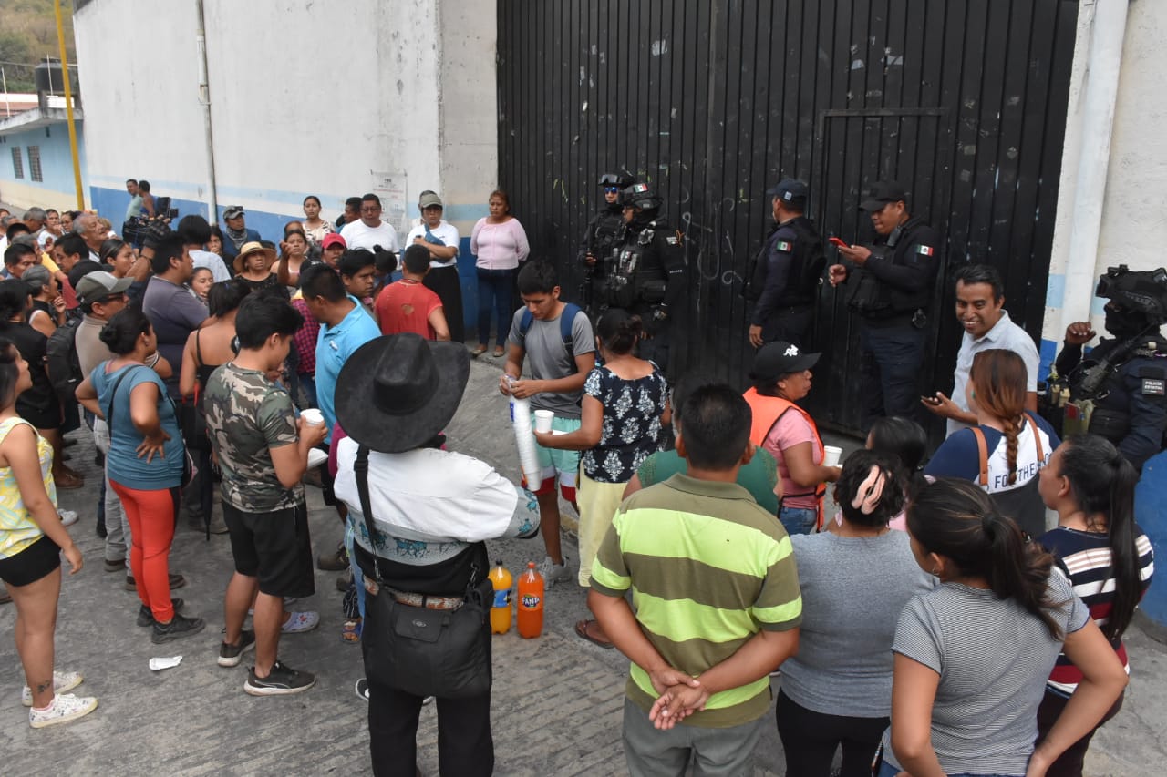 Tras protesta de habitantes de Tlilapan, se pierden cuatro casillas con votos y solo una se recuperó