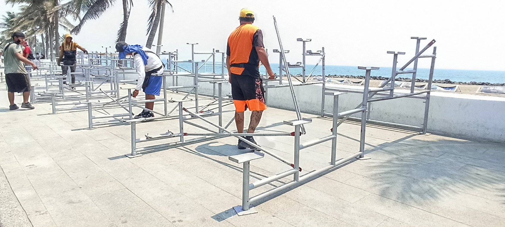 Inicia instalación de gradas para el Carnaval de Veracruz 2024