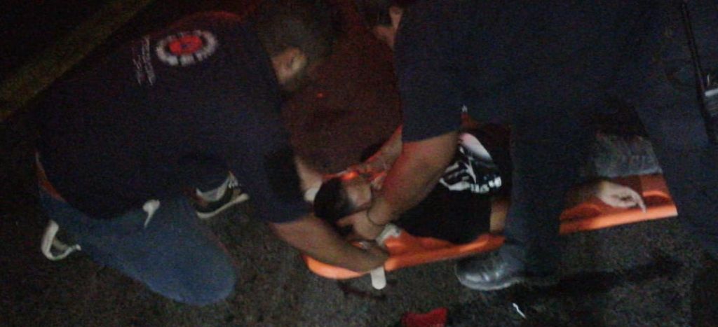 Mueren dos jóvenes que jugaban arrancones en motocicleta en Tlacotalpan
