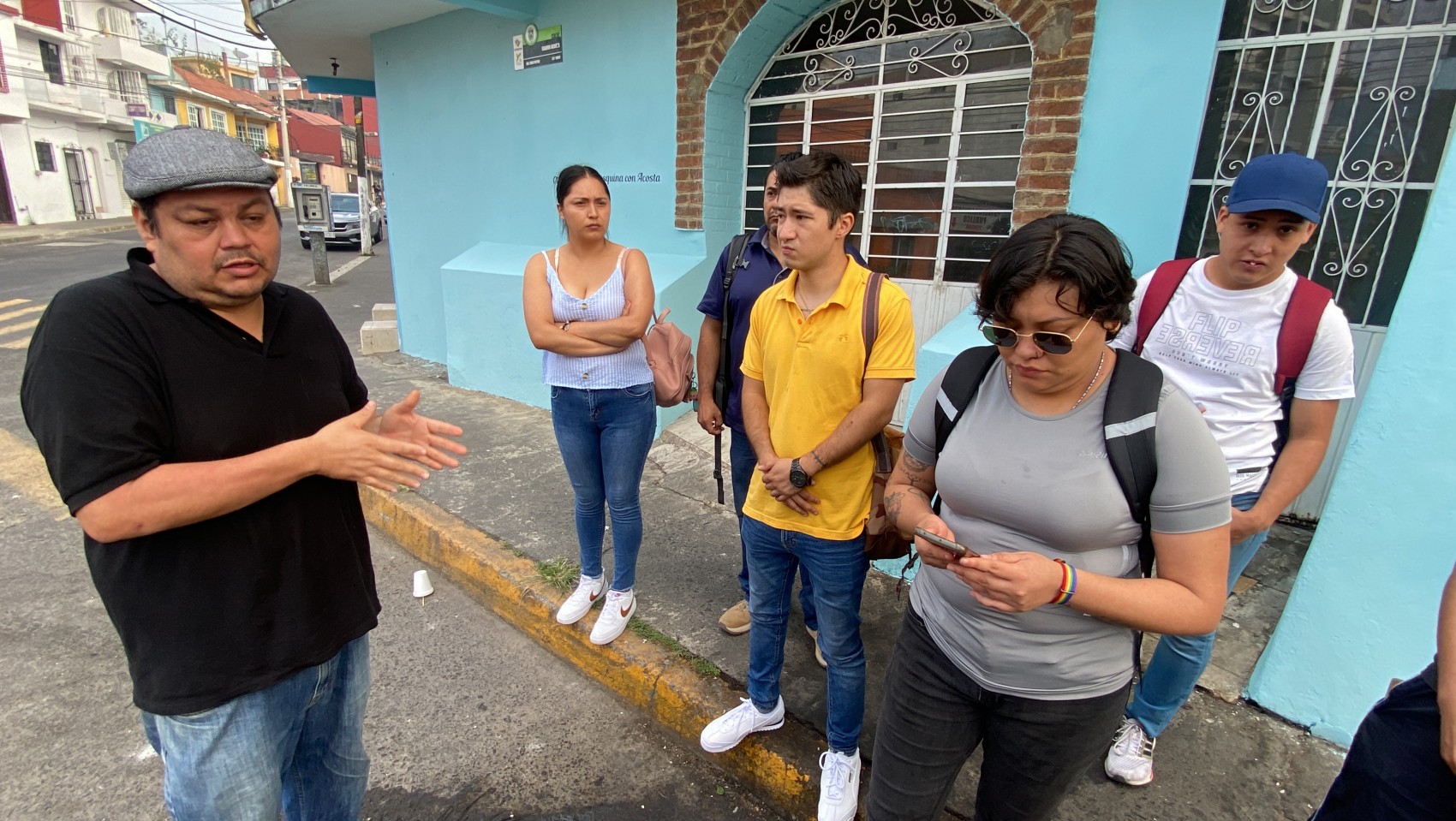 Trabajadores del PREP exigen pagos pendientes de empresa encargada