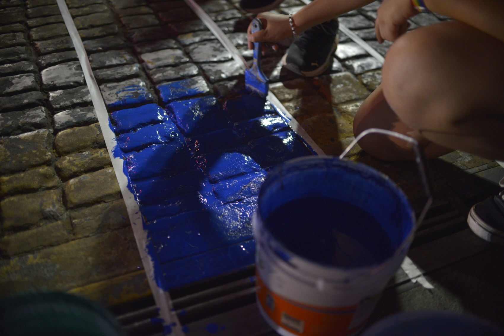 Pintan paso peatonal en centro de Xalapa con bandera LGBTTI+