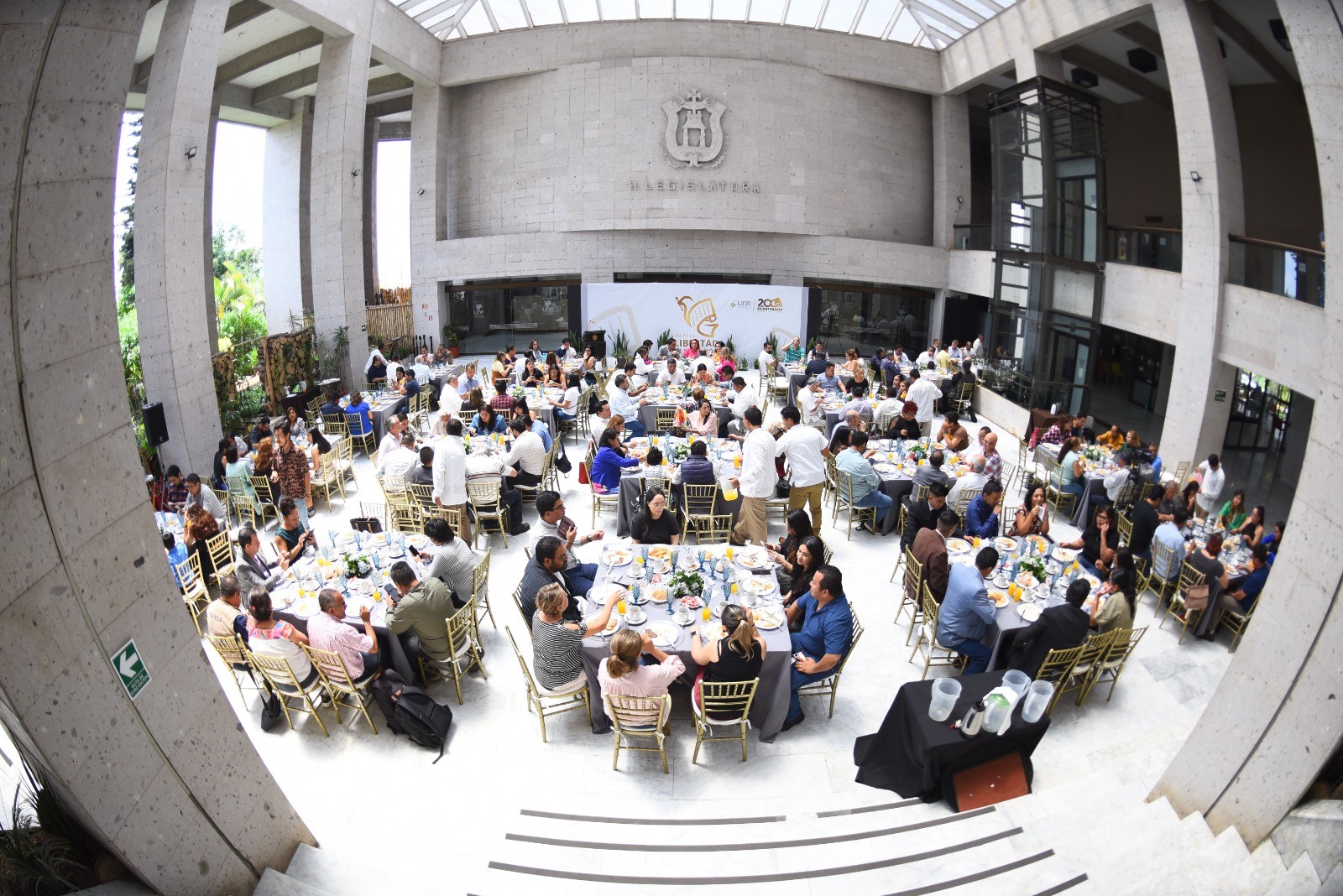 Realiza Poder Legislativo convivio con representantes de medios de comunicación