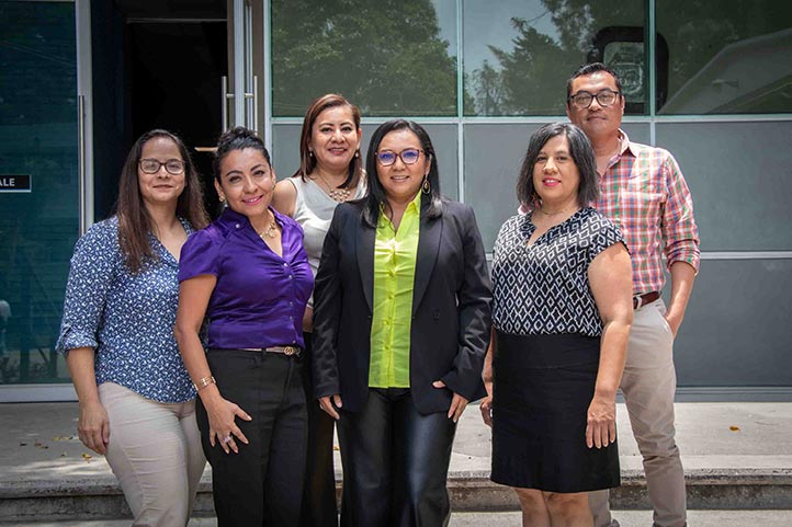 UV motivó reflexión sobre aplicaciones de la IA en el ámbito educativo