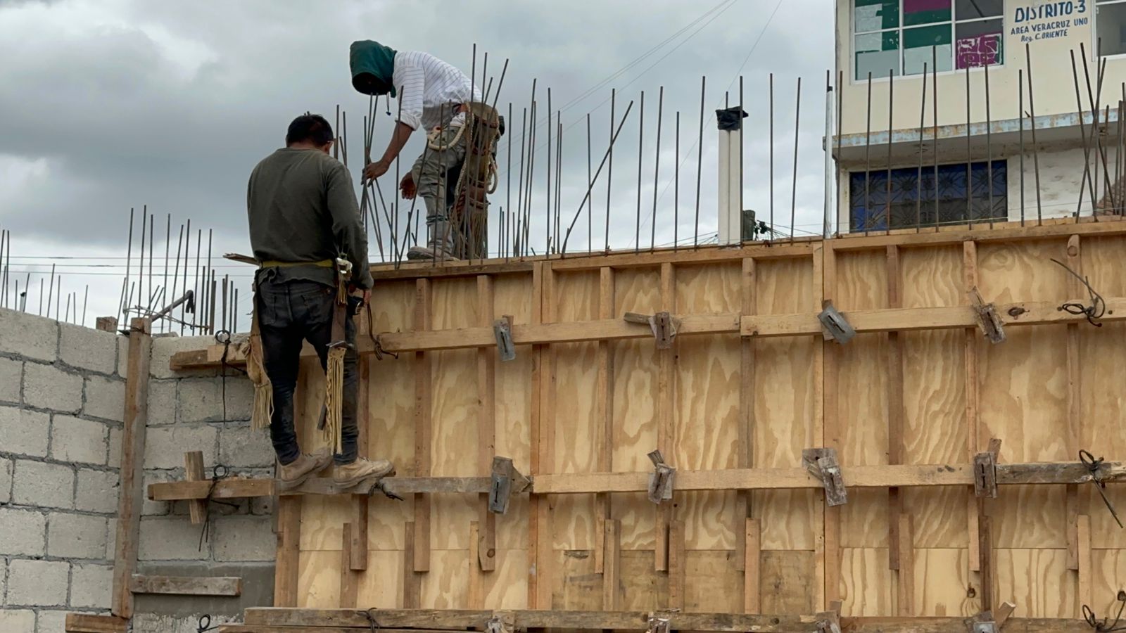 Veracruz, primer lugar nacional en pobreza laboral:  Coneval