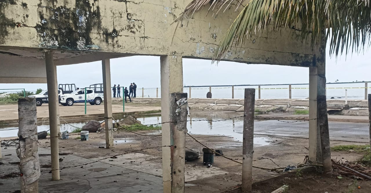 Comerciante muere ahogado en playas de Alvarado