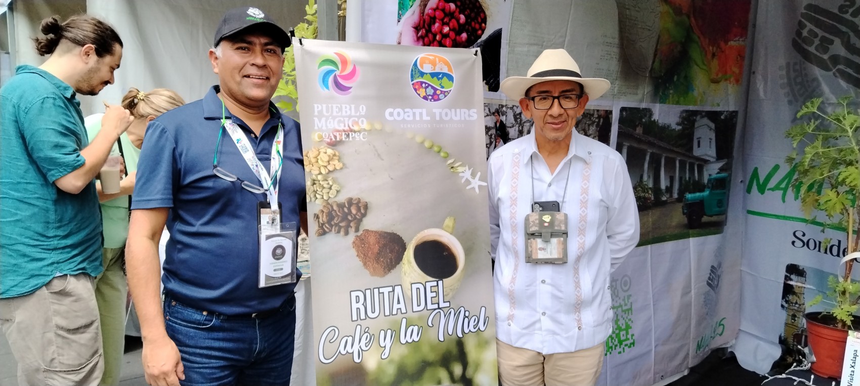 Guías de turistas impulsan el turismo cafetalero en la región Xalapa
