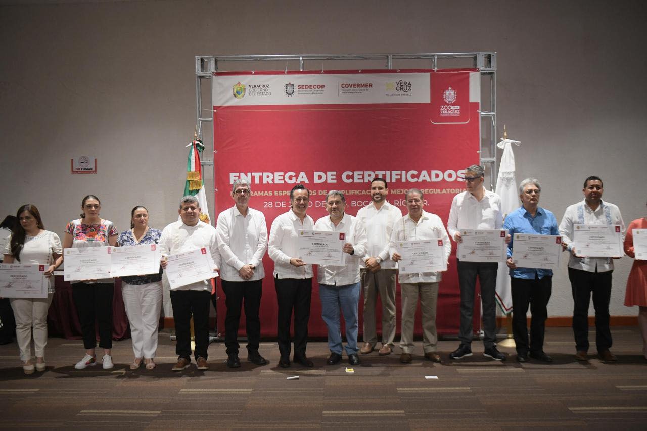 Recibe Coatzacoalcos certificado de Mejora Regulatoria