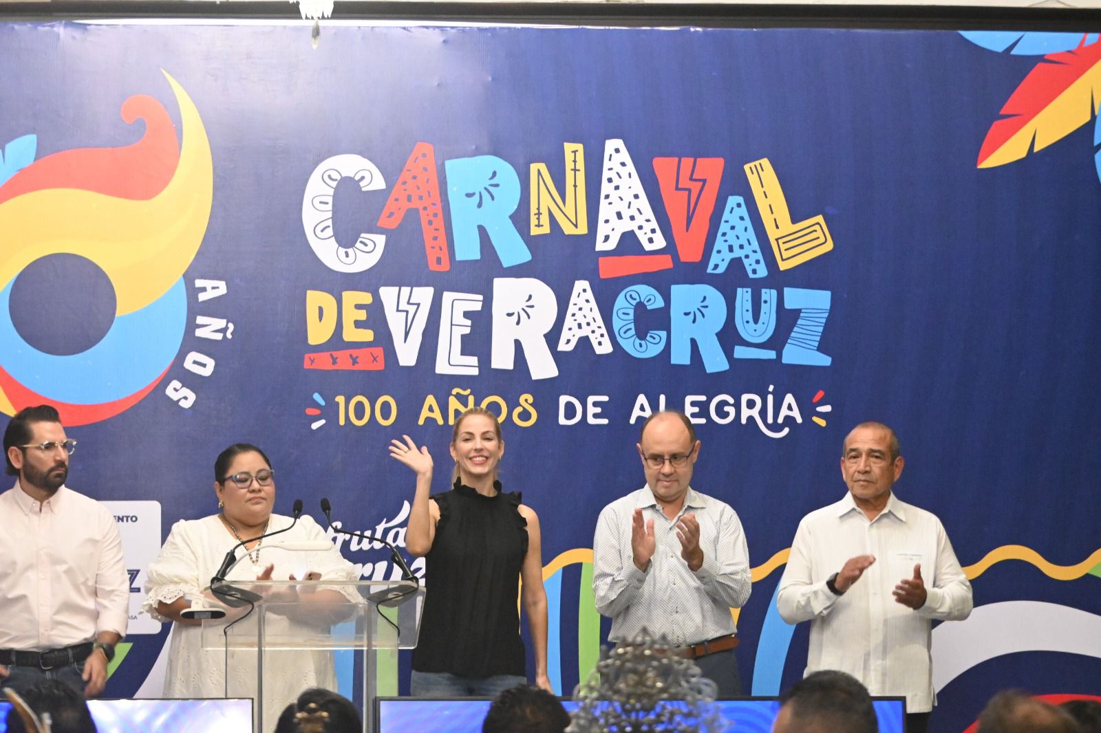 Recibimos un millón de turistas y más de un millón 300 mil asistentes en los eventos por los 100 años del Carnaval: Paty Lobeira