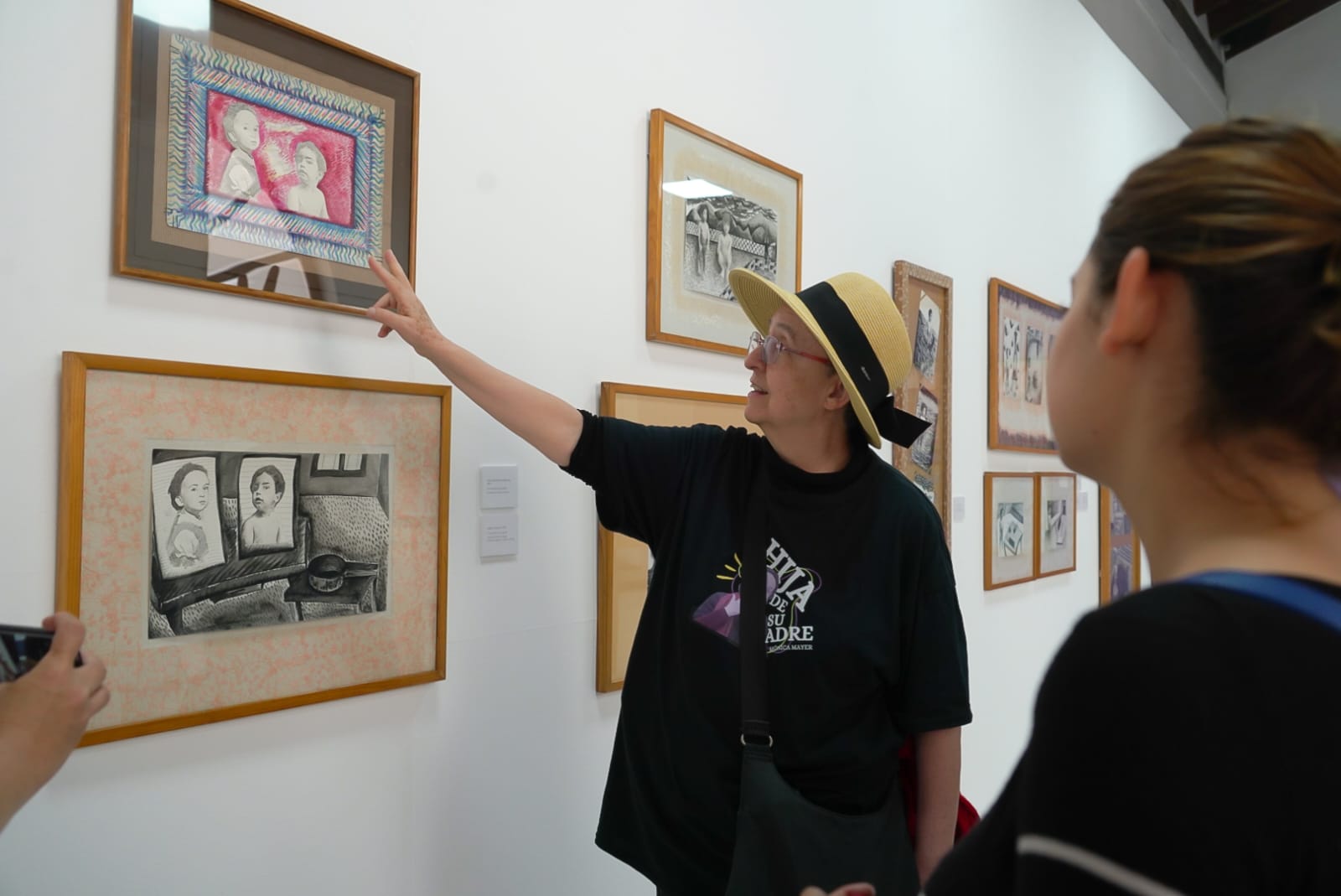 En México vivir del arte es difícil cuando no se alcanza ni para el mercado: Mónica Mayer