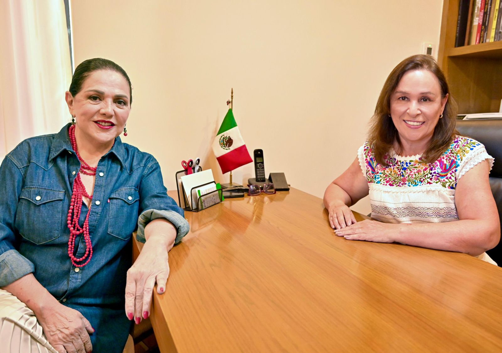 Renuncian secretaria de Turismo de Veracruz y titular de comunicación