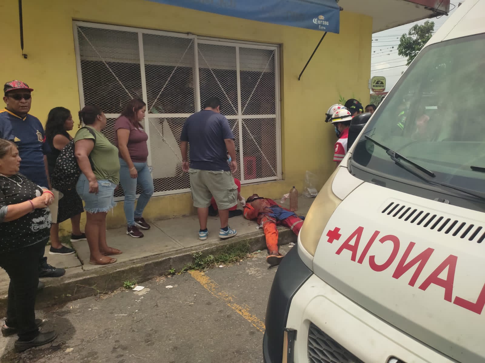 Grave hombre apuñalado en la colonia antorchista de Córdoba
