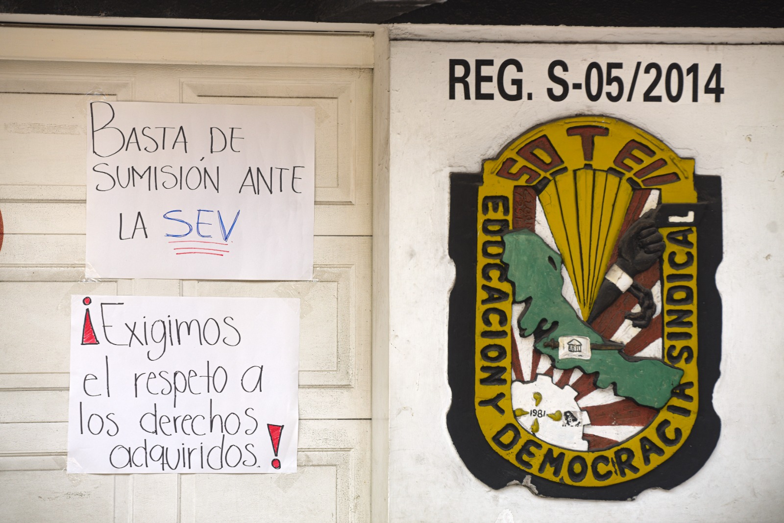 Exámenes para acceder a una plaza en SEV solo buscan quitar a aspirantes del camino: Docente