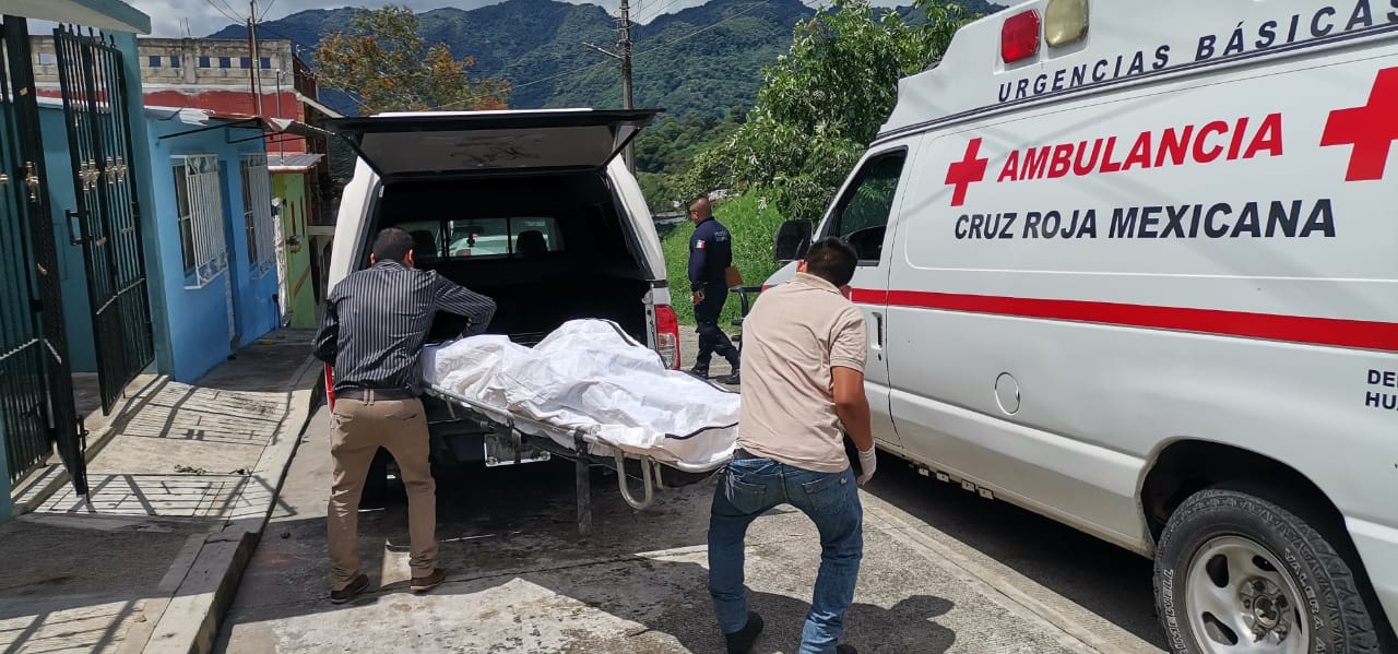 Localizan sin vida a joven mujer en su vivienda de Huatusco