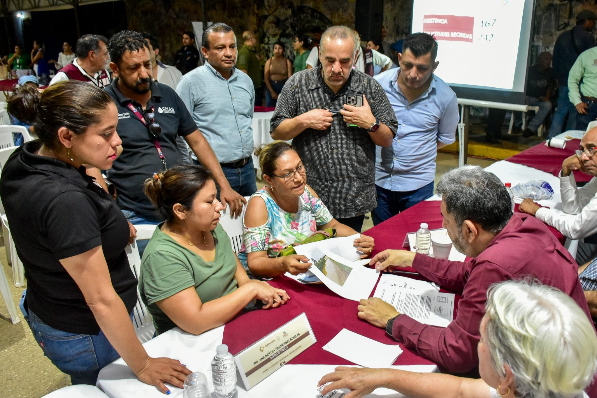 Coatzacoalcos: Gobierno de Puertas Abiertas continúa atendiendo a la ciudadanía