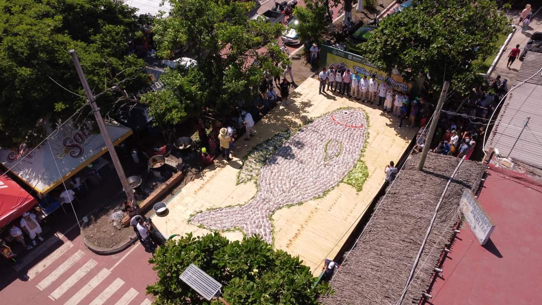 Gran asistencia al Festival de la Mojarra más del Mundo 2024 en Playa de Chachalacas