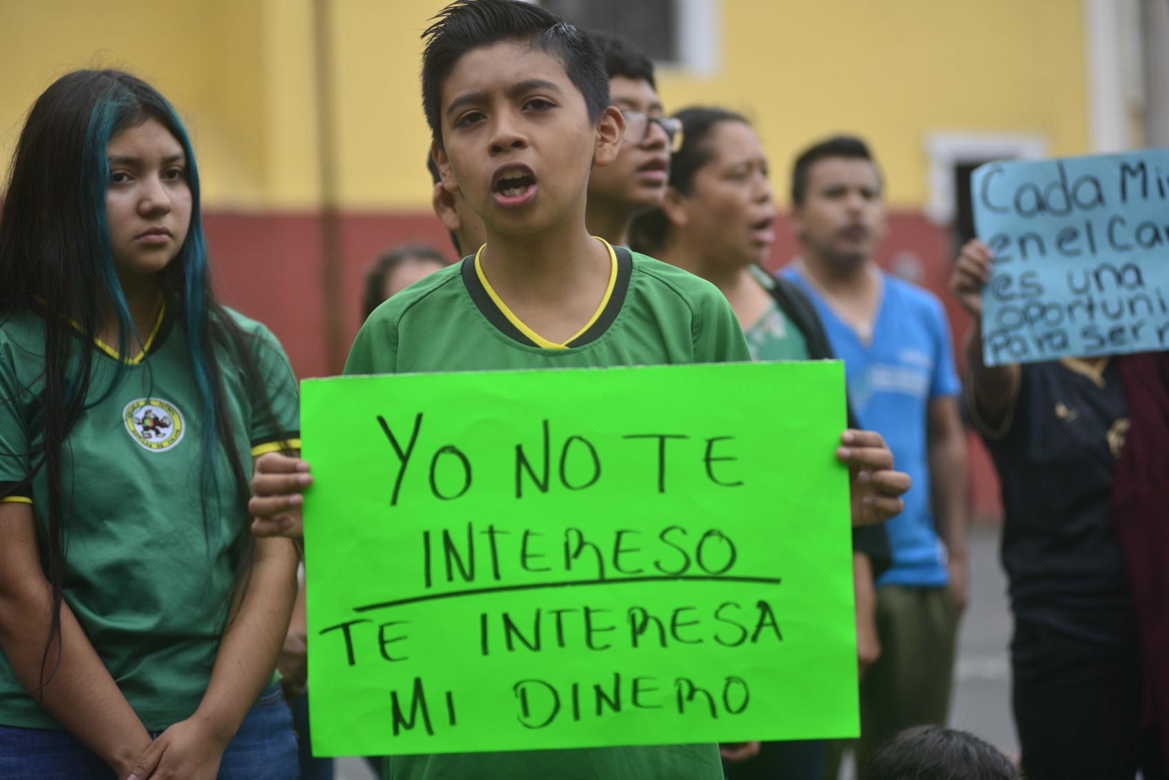 Piden eliminar cuota de 10 pesos para niños futbolistas en unidad deportiva de Lomas de San Roque
