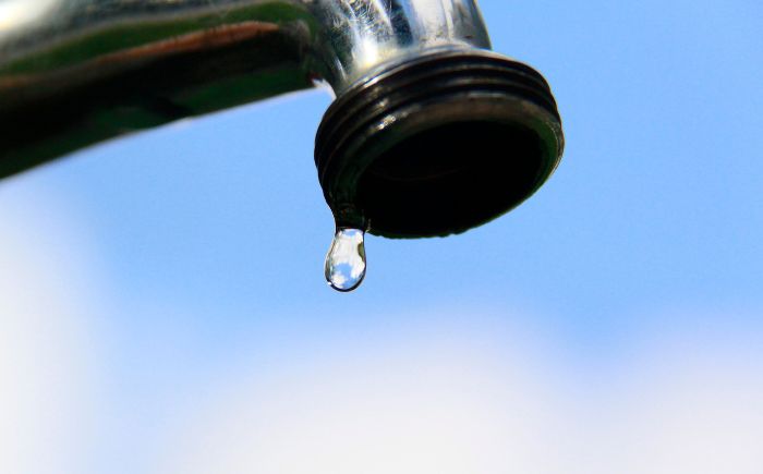 Fraccionamientos de lujo lideran robo de agua en Xalapa