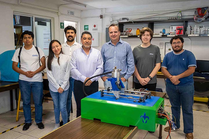Triboluminiscencia, esencial en ramo de la construcción: Frank Güel