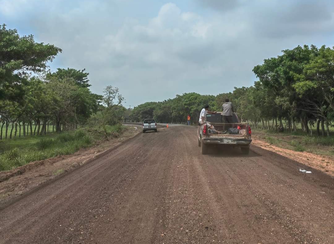 Liberan carretera federal 129 con la promesa de que será rehabilitada en su totalidad