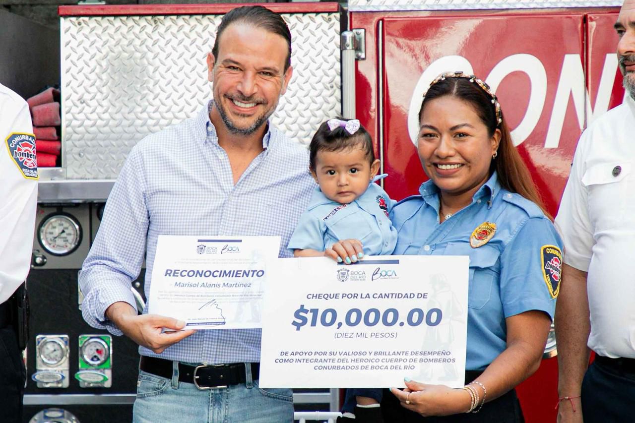 Reconoce Alcalde Juan Manuel Unánue dedicación y heroísmo de los bomberos boqueños en su día