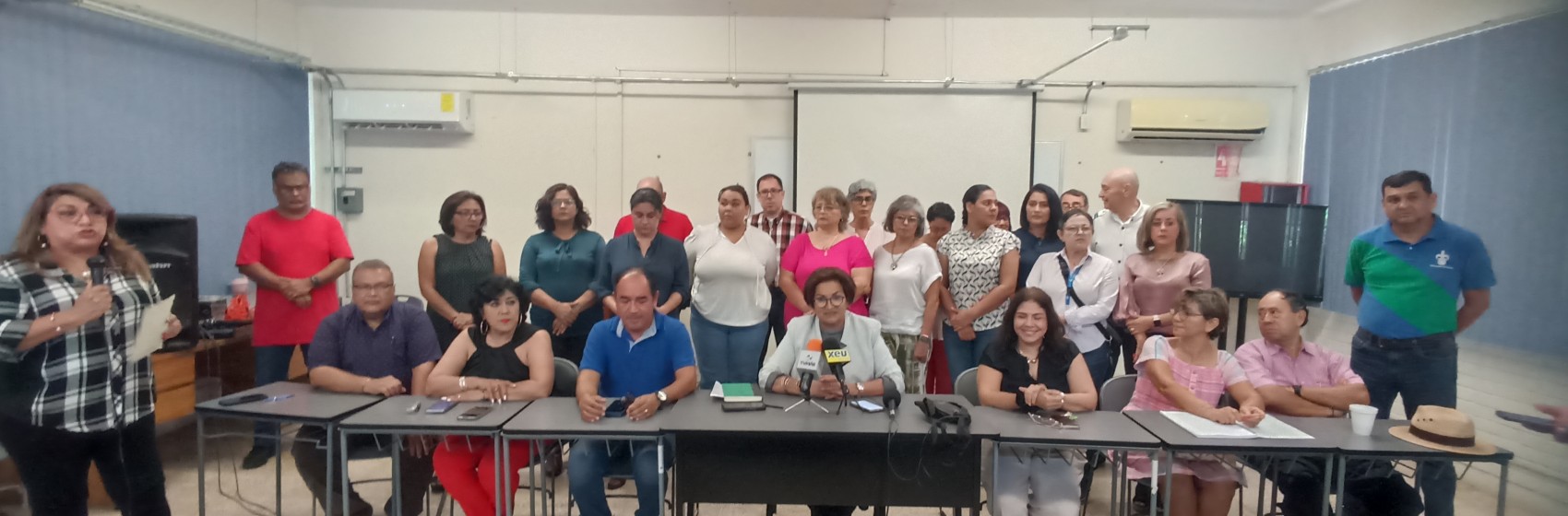 Señalan a directores de área de la UV por violar el marco legal de la vida académica